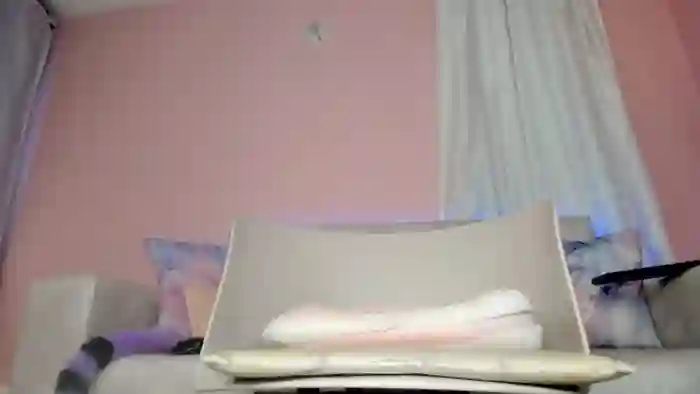 Tiny_Cora