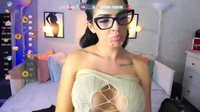 LindsayDee