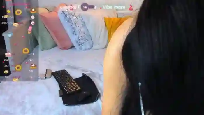 LindsayDee