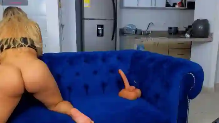Mia_hott_
