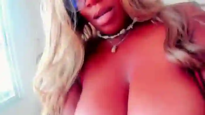 Ebonytitsxx
