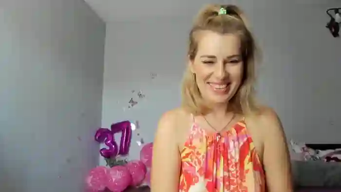 PrettyWomen31