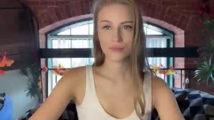 Luna_Moore1