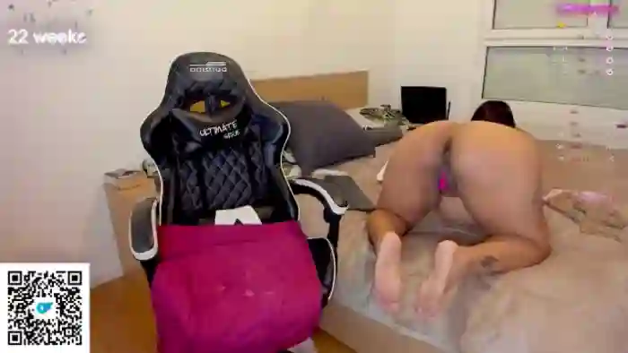 Cailyn_Hot1