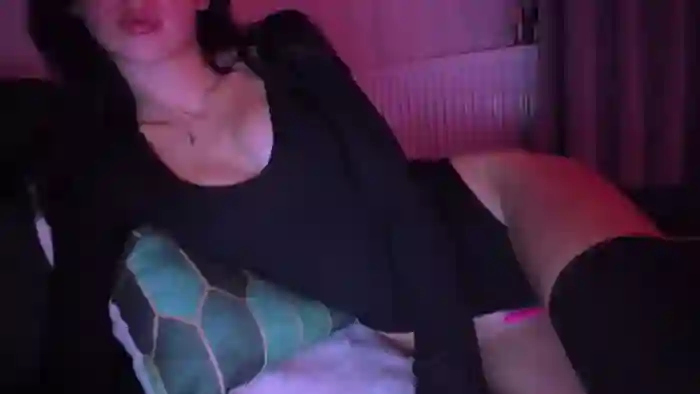 Alluring_