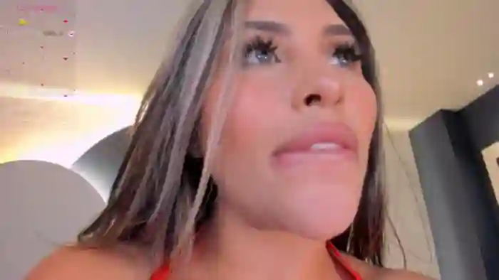 MiaRobertsX