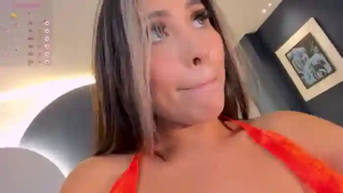 MiaRobertsX