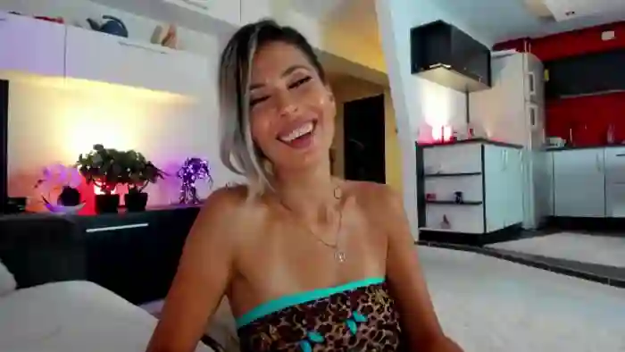 SmileyTinaa