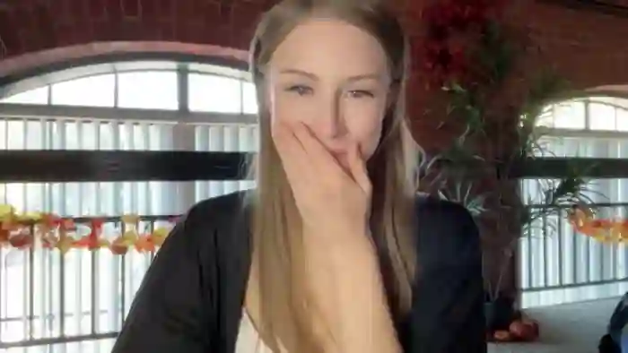Luna_Moore1