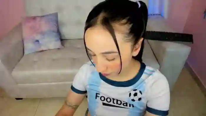 Tiny_Cora