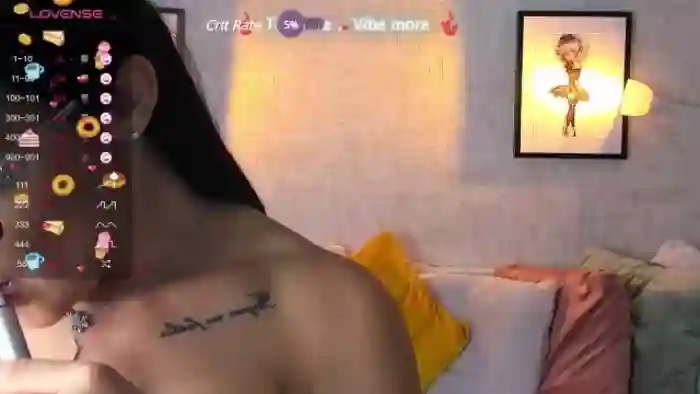 LindsayDee