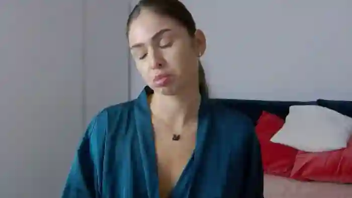 NaiaaBee