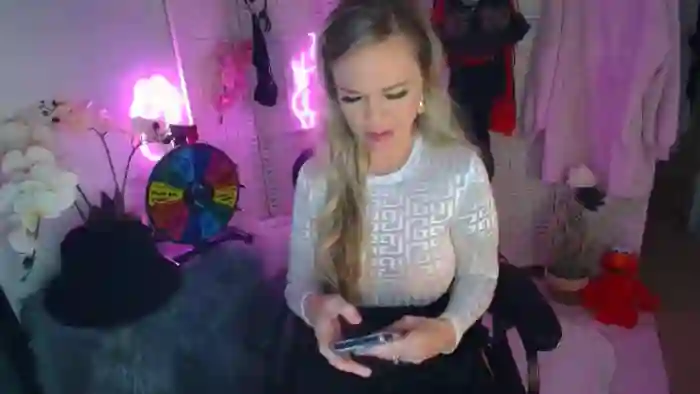 EllieKarrX
