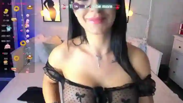 LindsayDee
