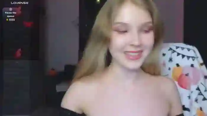 Emiliya_Cute