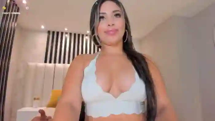 MiaRobertsX