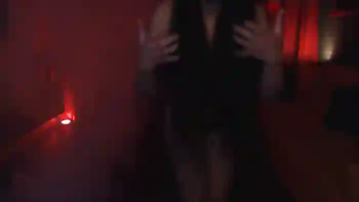 PoppyNaked