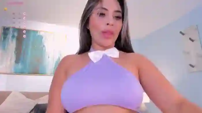 MiaRobertsX
