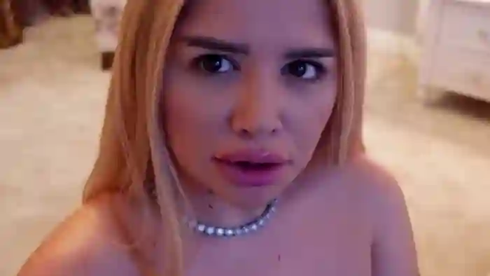 Amber_Xs