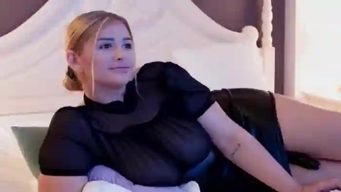 Amber_Xs