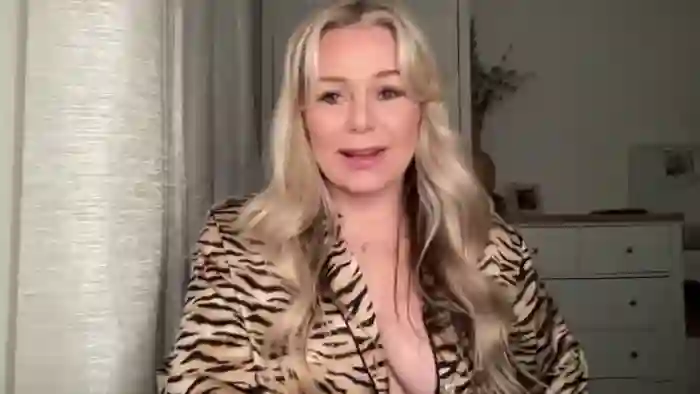 LarasDen