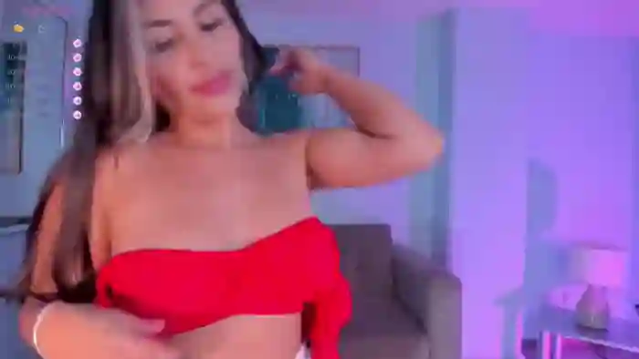 MiaRobertsX