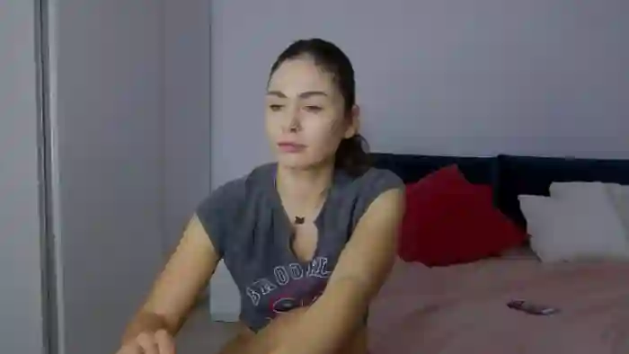 NaiaaBee