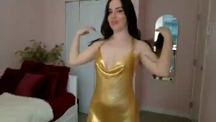 BellaBaxter