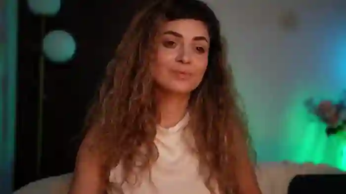 Allie_Synn