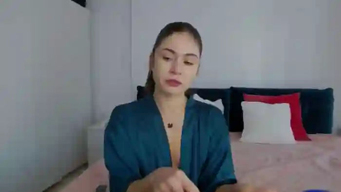 NaiaaBee