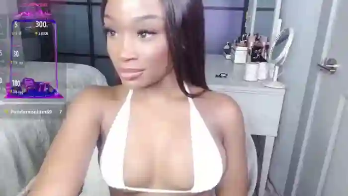 AaliyahT