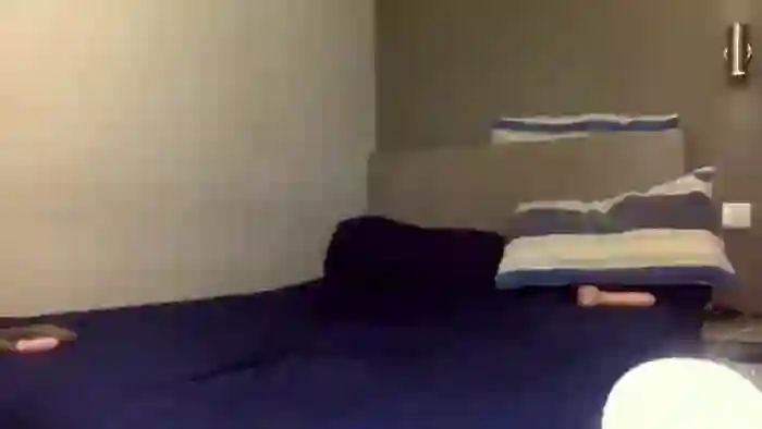 IzzyPeaches21