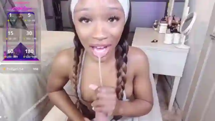 AaliyahT