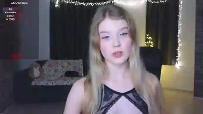 Emiliya_Cute