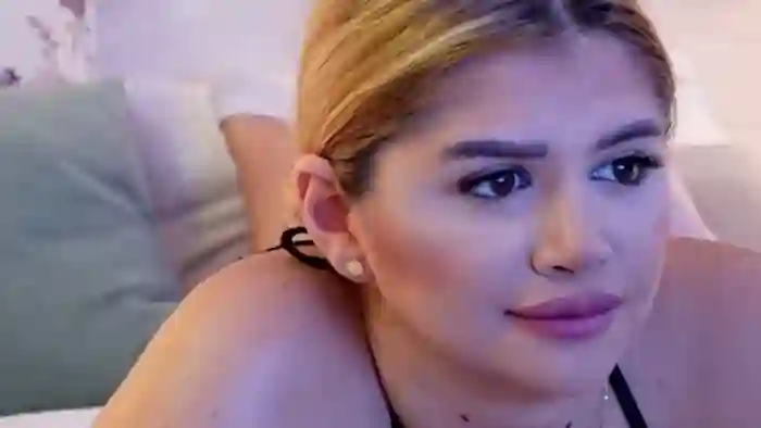 Amber_Xs