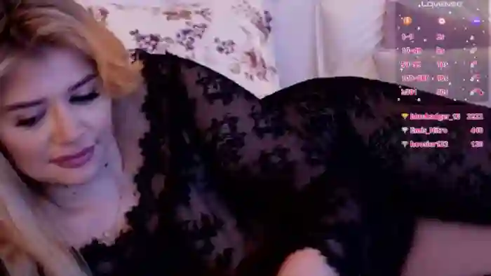 Amber_Xs