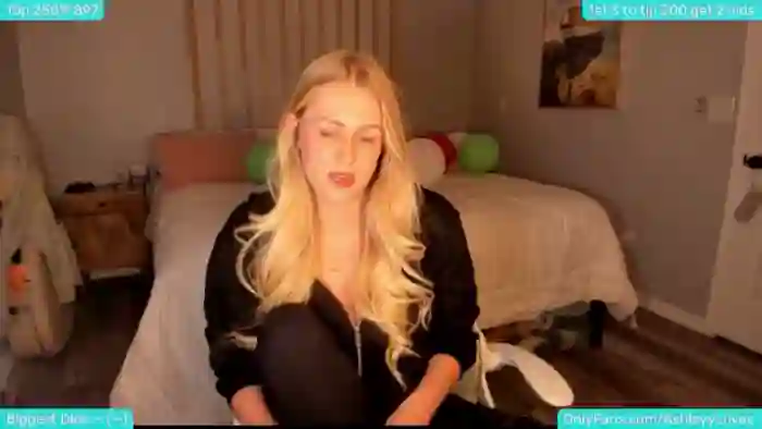 Ashleyylovee