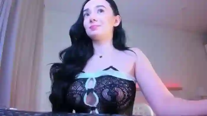 Karlee_Grey_