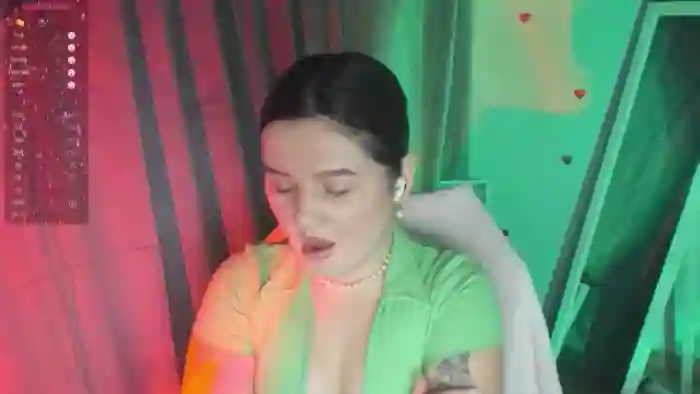 Bella_Wet