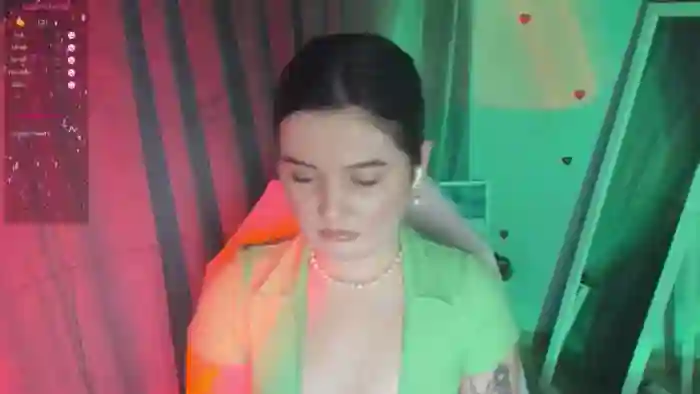 Bella_Wet