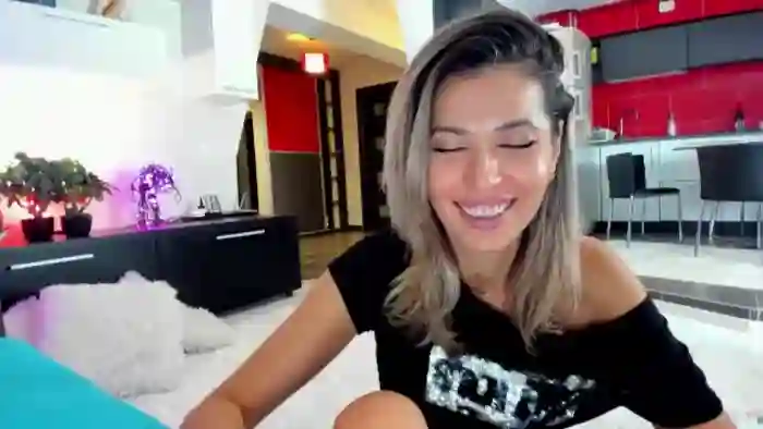 SmileyTinaa
