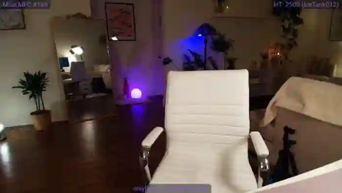 BrittaniJade_