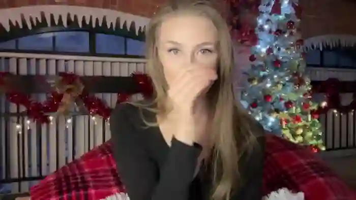 Luna_Moore1