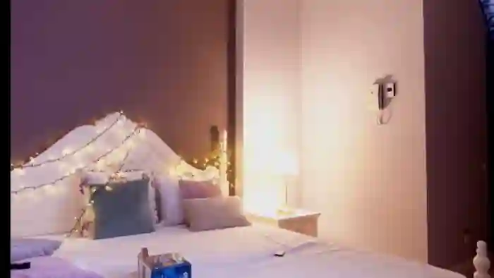 Amber_Xs