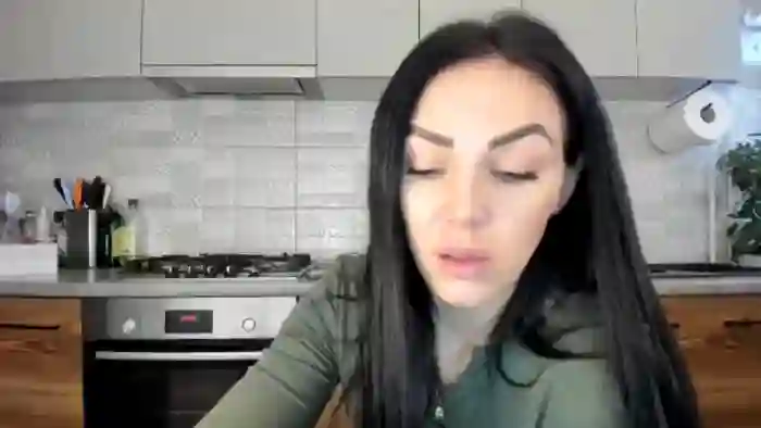 MissNelly_
