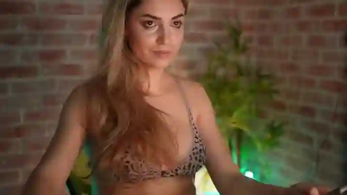 Allie_Synn