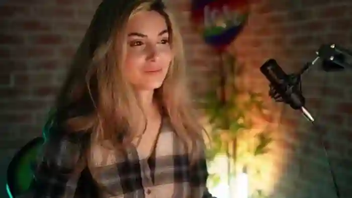 Allie_Synn