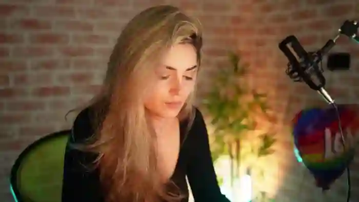 Allie_Synn