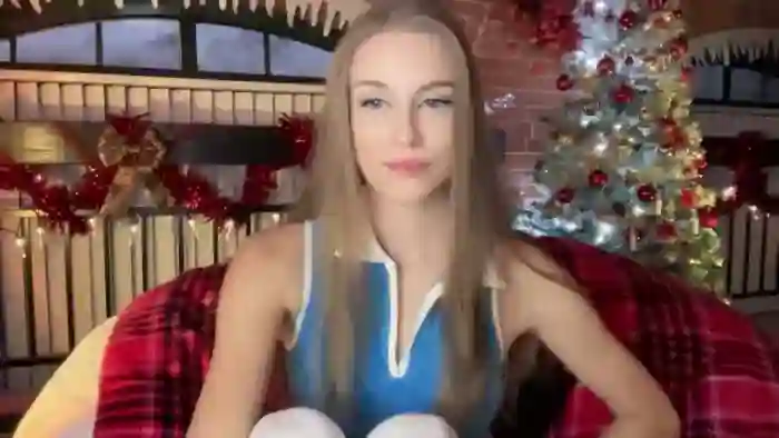 Luna_Moore1