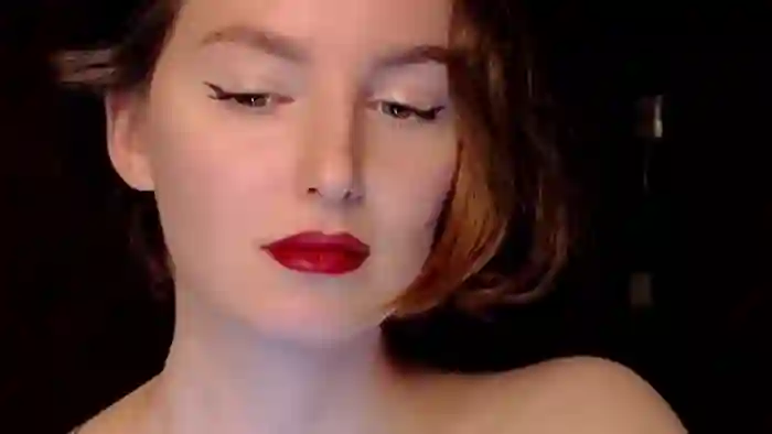 Red_Lips_Girl